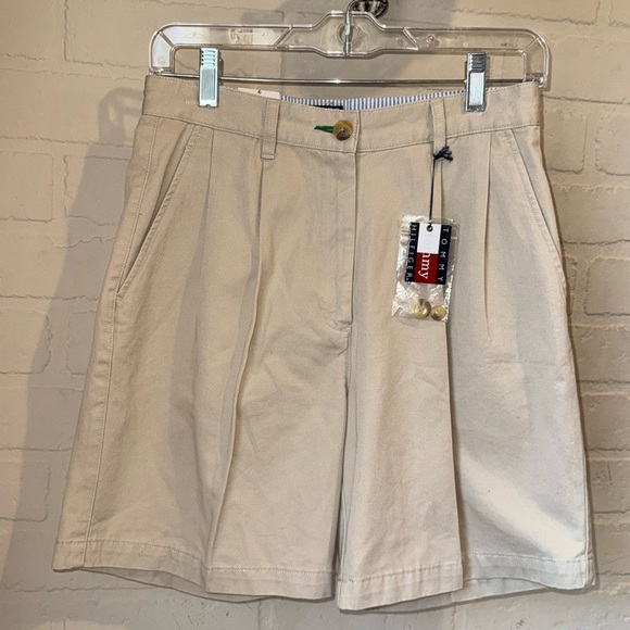 Tommy Hilfiger shorts Khaki women’s sz 6 cotton 100% New pleated
Longer inseam - Picture 6 of 6